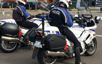 Policier motocycliste